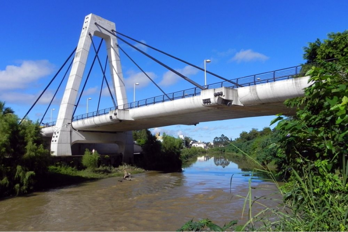 Ponte Irineu Bornhausen