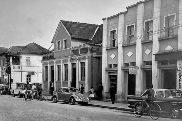 A história da Livraria e Papelaria Graf, que completou 90 anos em 2024